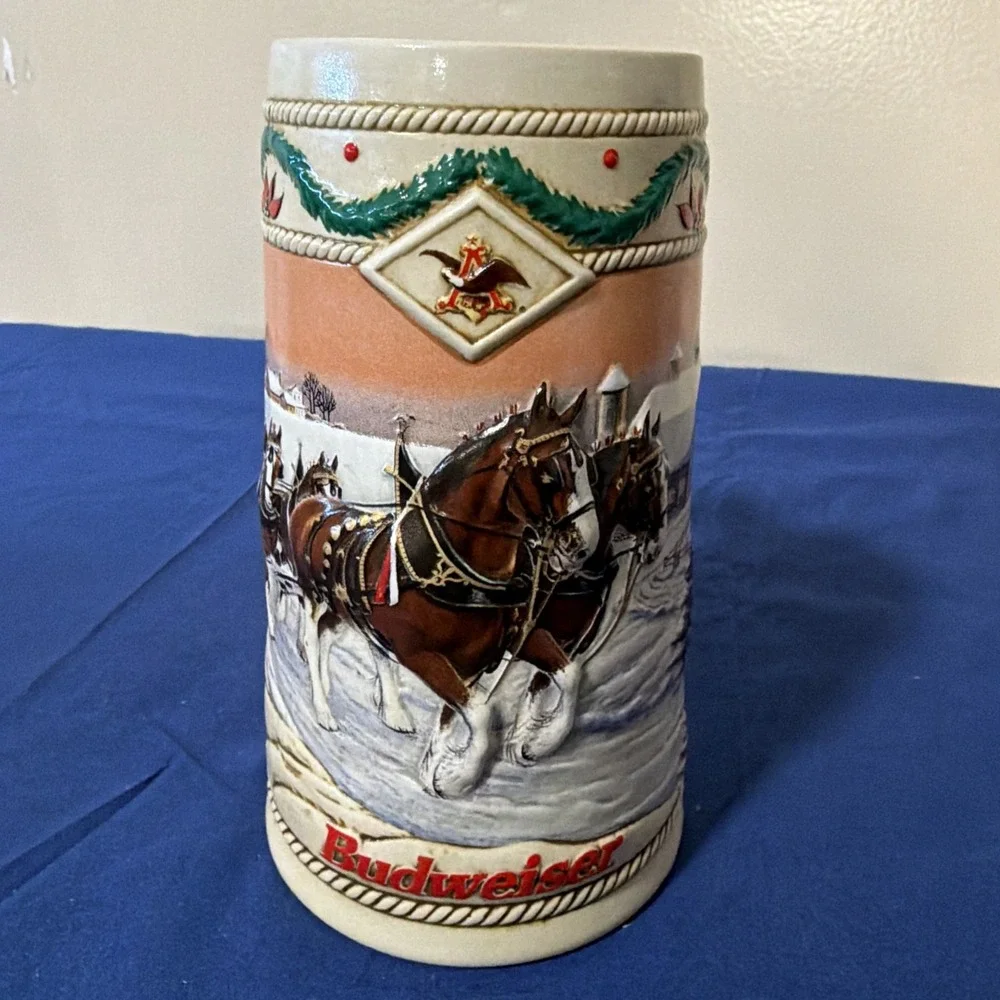 1996 Anheuser Busch Holiday‎ Budweiser Snowy Woodland Clydesdale Stein Mug RARE